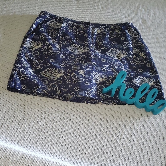 Karen Scott Pants - Karen Scott Sz 14 Cute and Flirty Blue/White Skort